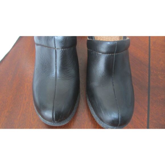 BOC Born Concept  Women’s 8 M Black Leather Mules Shoes 2" heel  Excellent Cond. - Picture 2 of 6